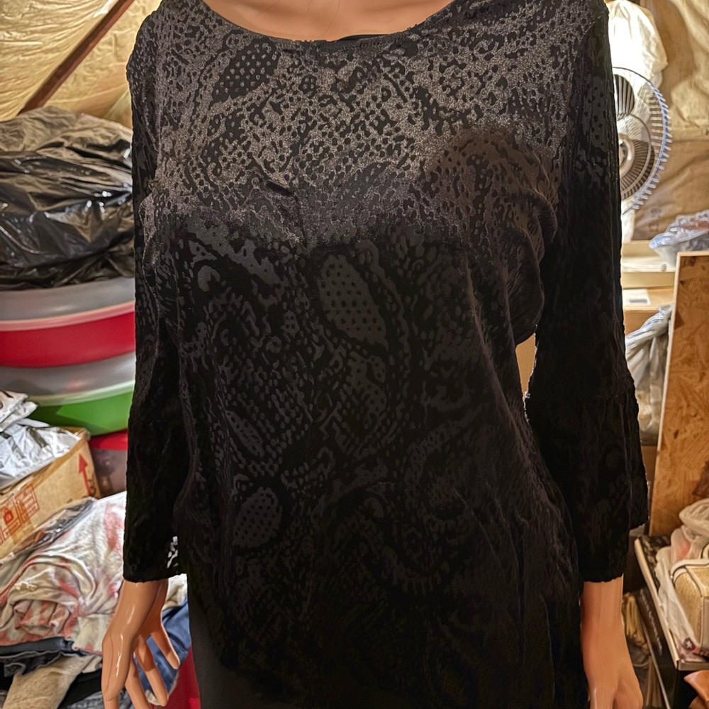 Women’s Ruby Rd. Black Patterned Long Sleeve Top … - image 5